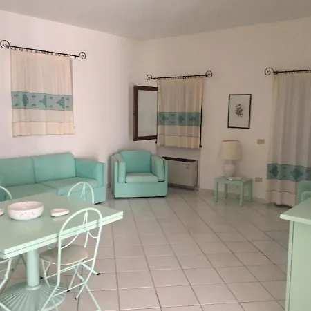 Liscia Di Vacca Apartment *